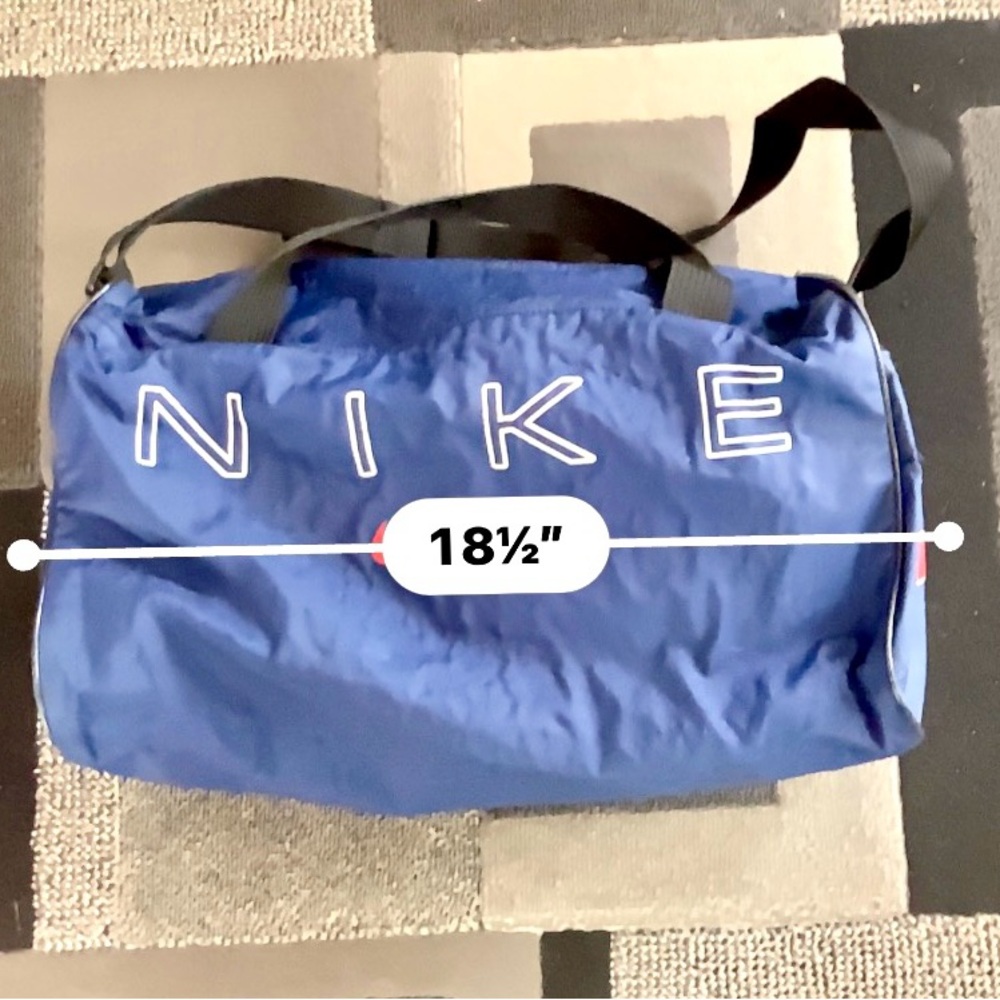 Vintage Nike Sport / Gym Bag - Picture 5 of 12